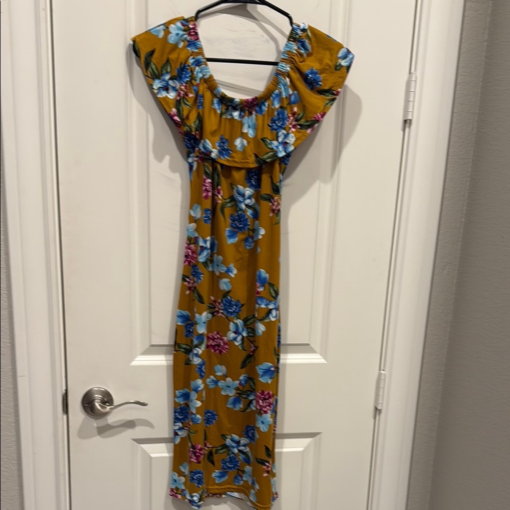 #85 Brand Unknown Size S, Floral Mustard Dress